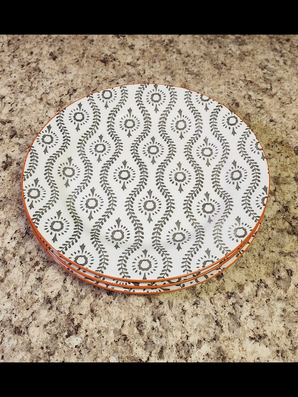BAUM Tangier Set of 3 Dinner Plates White/Gray Geometric Orange Rim Safe